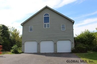 2 Garrett Ln, Ballston Spa, NY 12020 - photo 3