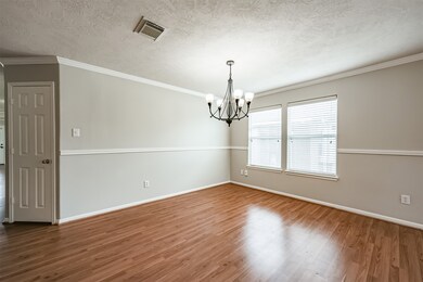 10303 Hinesburg Ct, Houston, TX 77075 - photo 4