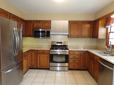 732 Nordic Ct, Batavia, IL 60510 - photo 5