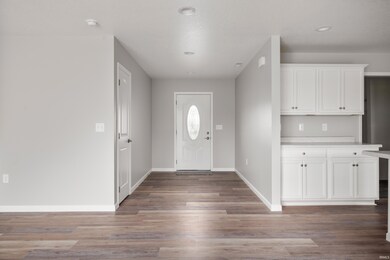 311 E Prestige Dr, Muncie, IN 47303 - photo 4