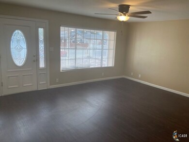 710 El Centro Ave, El Centro, CA 92243 - photo 3