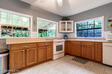 4535 Sunderland Rd, Jacksonville, FL 32210 - photo 6