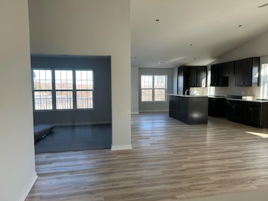 204 kitchen and bonus