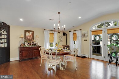 504 Forest View Rd, Linthicum Heights, MD 21090 - photo 4