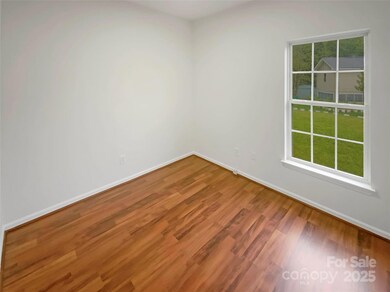 1913 Nigel Ct, Charlotte, NC 28213 - photo 5