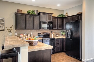 1003 Ross Ave NW unit 57, Orting, WA 98360 - photo 2