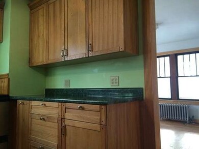 170 Goodwin St, Springfield, MA 01151 - photo 2