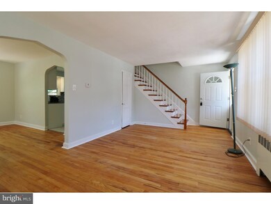 3212 Mckently St, Reading, PA 19605 - photo 5