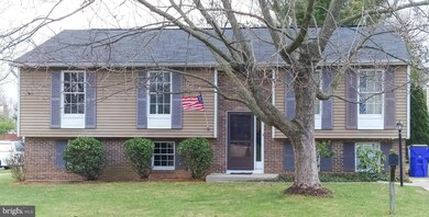 235 Thames Dr, Frederick, MD 21702 - photo 2