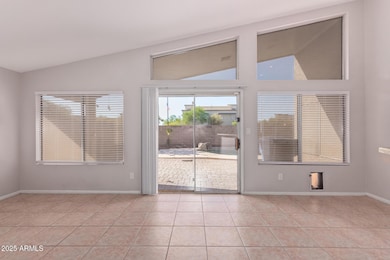 208 E Devon Dr, Gilbert, AZ 85296 - photo 7