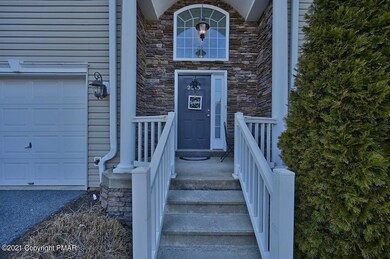 2218 Rising Hill Rd, Whitehall, PA 18052 - photo 2