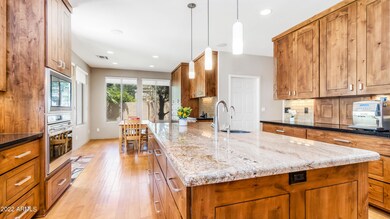 201 E Krista Way - 8