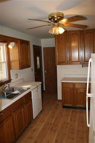 2016 Hermon Ave, Zion, IL 60099 - photo 4