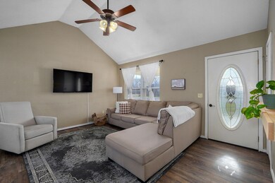 305 E Saint Louis St, Nixa, MO 65714 - photo 6