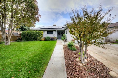 4456 N Dearing Ave, Fresno, CA 93726 - photo 3