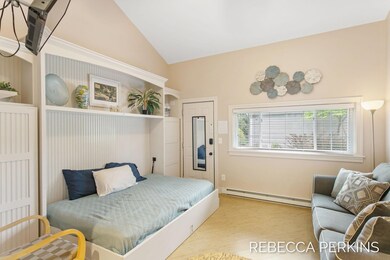 25-web-or-mls-842 Lake St, Saugatuck-25