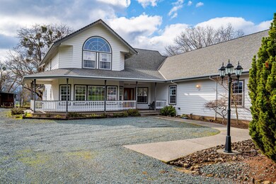 209 Valley Rogue Way, Grants Pass, OR 97526 - photo 3