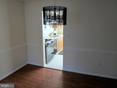 1949 Mayflower Dr, Woodbridge, VA 22192 - photo 7