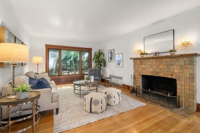 26 Beacon St, Chestnut Hill, MA 02467 - photo 3