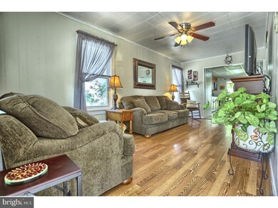 39 Aldine Ave, Reading, PA 19606 - photo 4