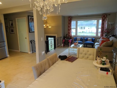 18 Donnelly Dr, Rensselaer, NY 12144 - photo 7