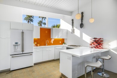 2102 N Berne Dr, Palm Springs, CA 92262 - photo 5