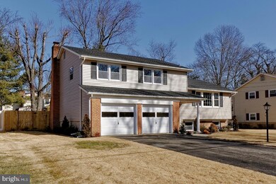 203 Lamp Post Ln, Cherry Hill, NJ 08003 - photo 2