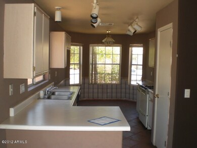 023-156674 kitchen IV