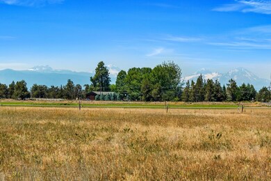 64794 Hunnell Rd, Bend, OR 97703 - photo 2