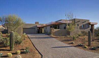 001_Street View