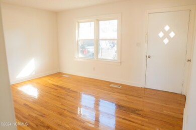 2418 May Dr, Winterville, NC 28590 - photo 4