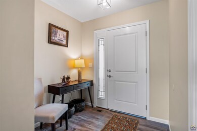 4400 SW Brandywine Ln, Topeka, KS 66610 - photo 6