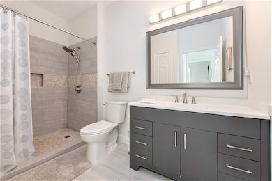 Ensuite Primary Bathroom