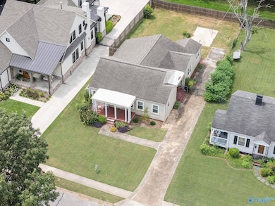 2506 Poincianna St SW, Huntsville, AL 35801 - photo 2