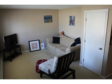 89 Lancaster Ave, Manchester, NH 03103 - photo 4