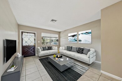 2462 Sherwood Forest Blvd, West Palm Beach, FL 33415 - photo 2