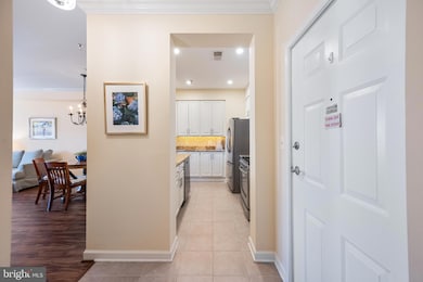 10328 Sager Ave unit 424, Fairfax, VA 22030 - photo 3