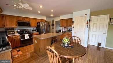 68 Holstein Ln, Toms Brook, VA 22660 - photo 7