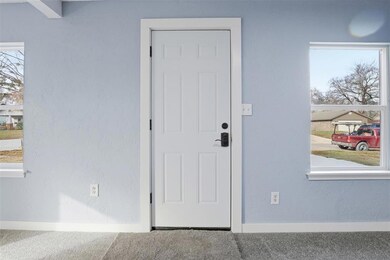 243 S Minnesota Ave, Shawnee, OK 74801 - photo 4