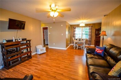 204 Harriet Ln unit 42, Statesville, NC 28625 - photo 5