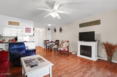 600CarolinaBeachAveS#2D-07