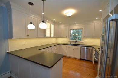 616 Berkshire Dr, Statesville, NC 28677 - photo 3