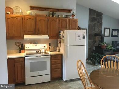 212 Penny Ln, Schuylkill Haven, PA 17972 - photo 5