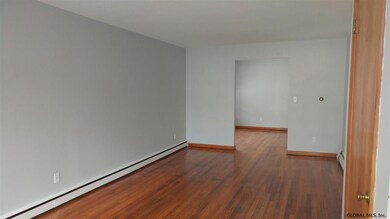 27 Mariette Place, Albany, NY 12209 - photo 4