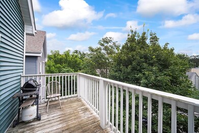 34-36 Howe St unit 3, Dorchester, MA 02125 - photo 5