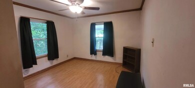 1412 N 11th St, Mount Vernon, IL 62864 - photo 2