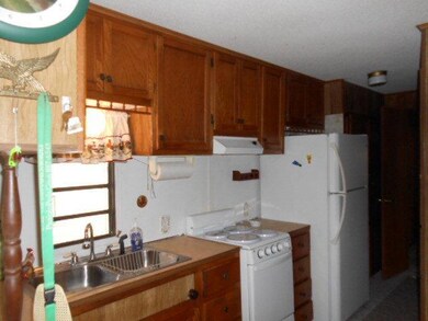 318 Birch St, Donna, TX 78537 - photo 7