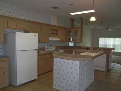 Kitchen with Island