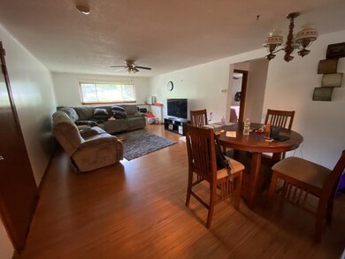 10 Hallmark Gardens unit 4, Burlington, MA 01803 - photo 7