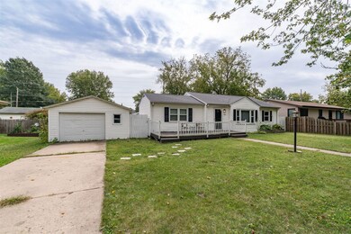 1610 N Kankakee St, Lincoln, IL 62656 - photo 5